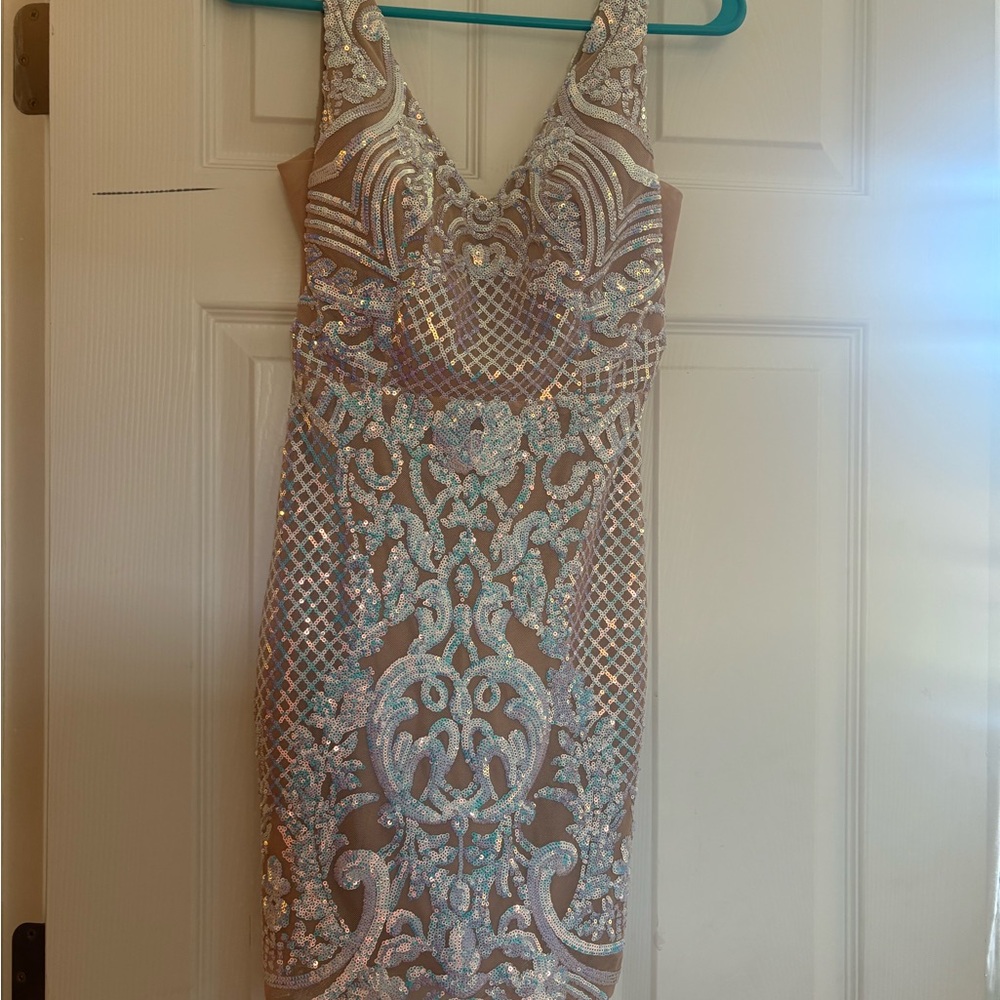 Elegant Sequin Embellished formal Dress